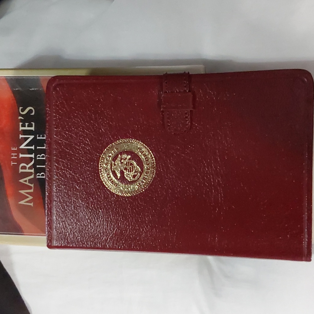 Leather Marine's Bible with Slide Tab Closure